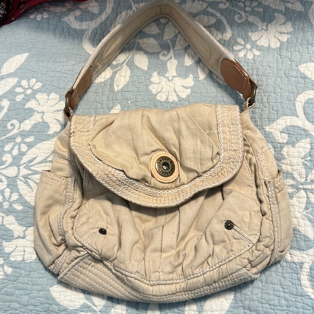 Gap purse